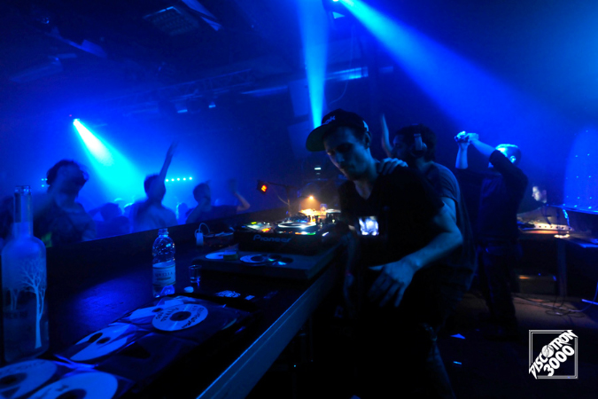 sexinvaders_04